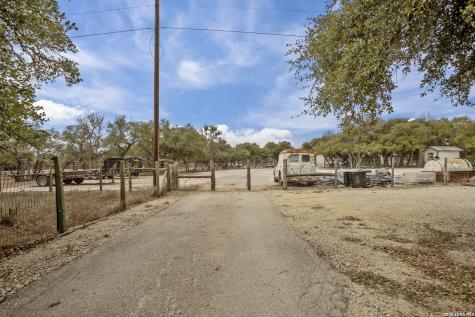 33171 Blanco Bulverde TX 78163