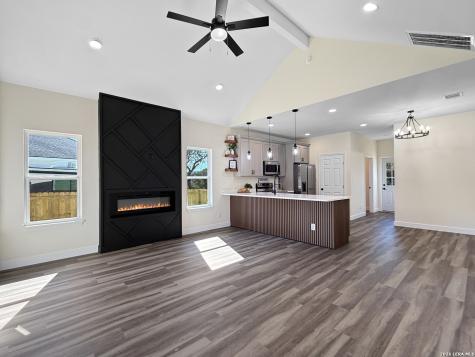 656 Skyline Drive Bandera TX 78003