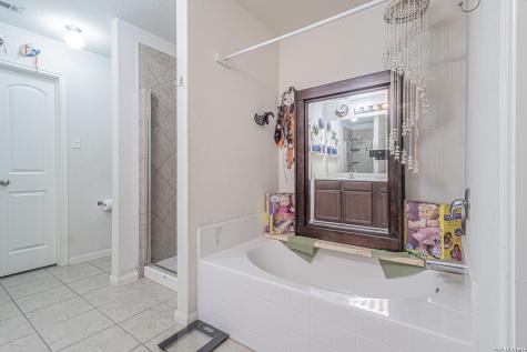 12218 Cashton San Antonio TX 78252