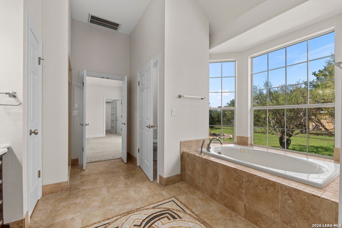 5 Remington Circle San Antonio TX 78258