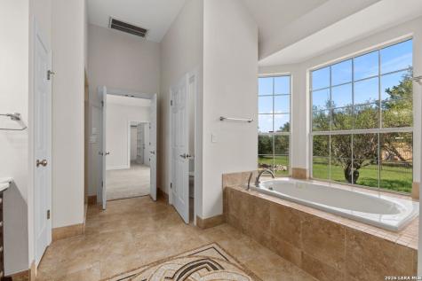 5 Remington Circle San Antonio TX 78258