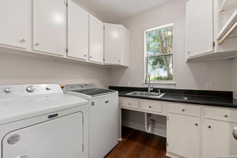 5 Remington Circle San Antonio TX 78258