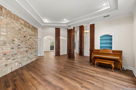 5 Remington Circle San Antonio TX 78258