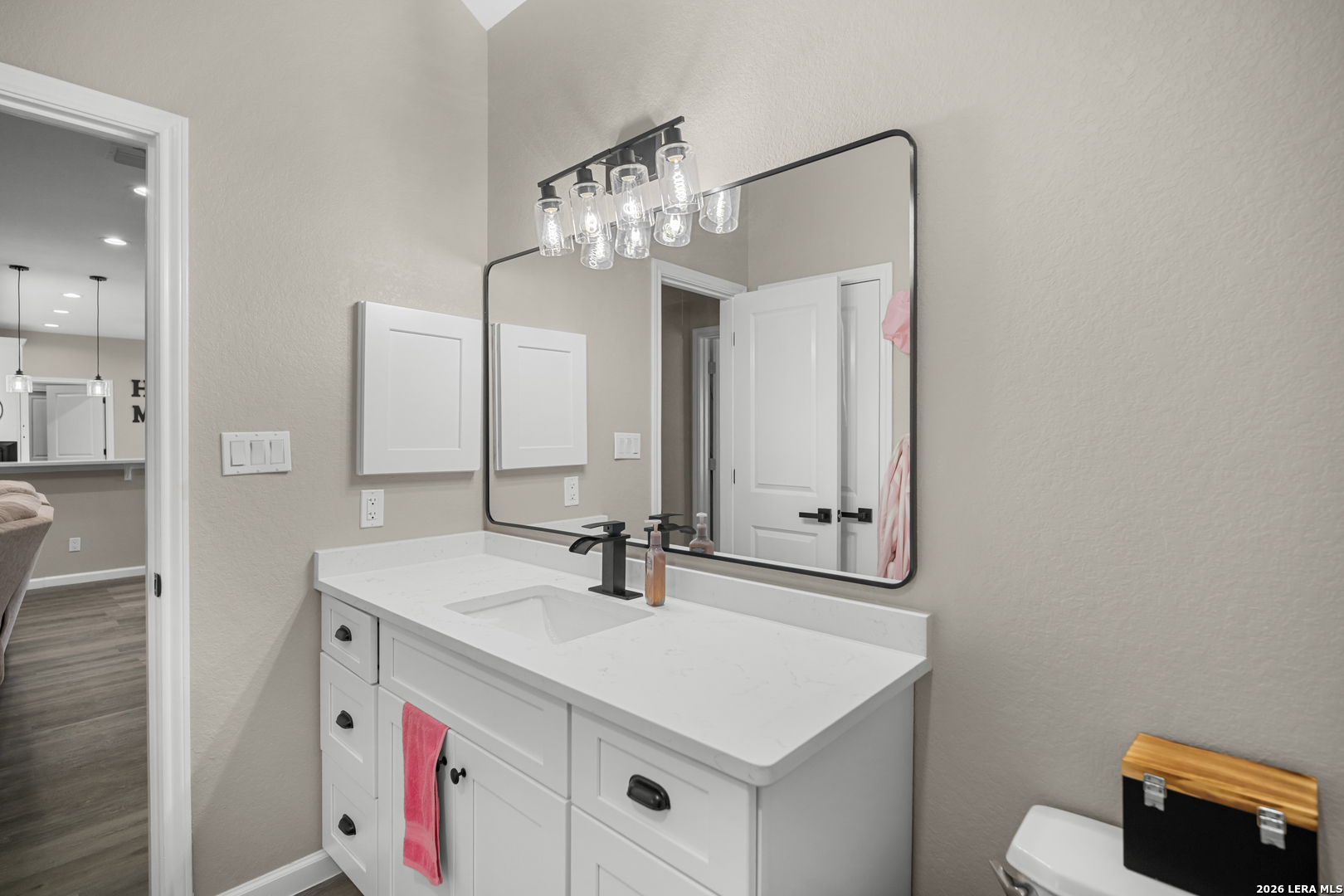 17915 Rockys Circle Lytle TX 78052