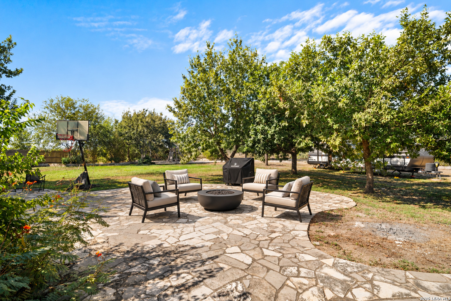 17915 Rockys Circle Lytle TX 78052