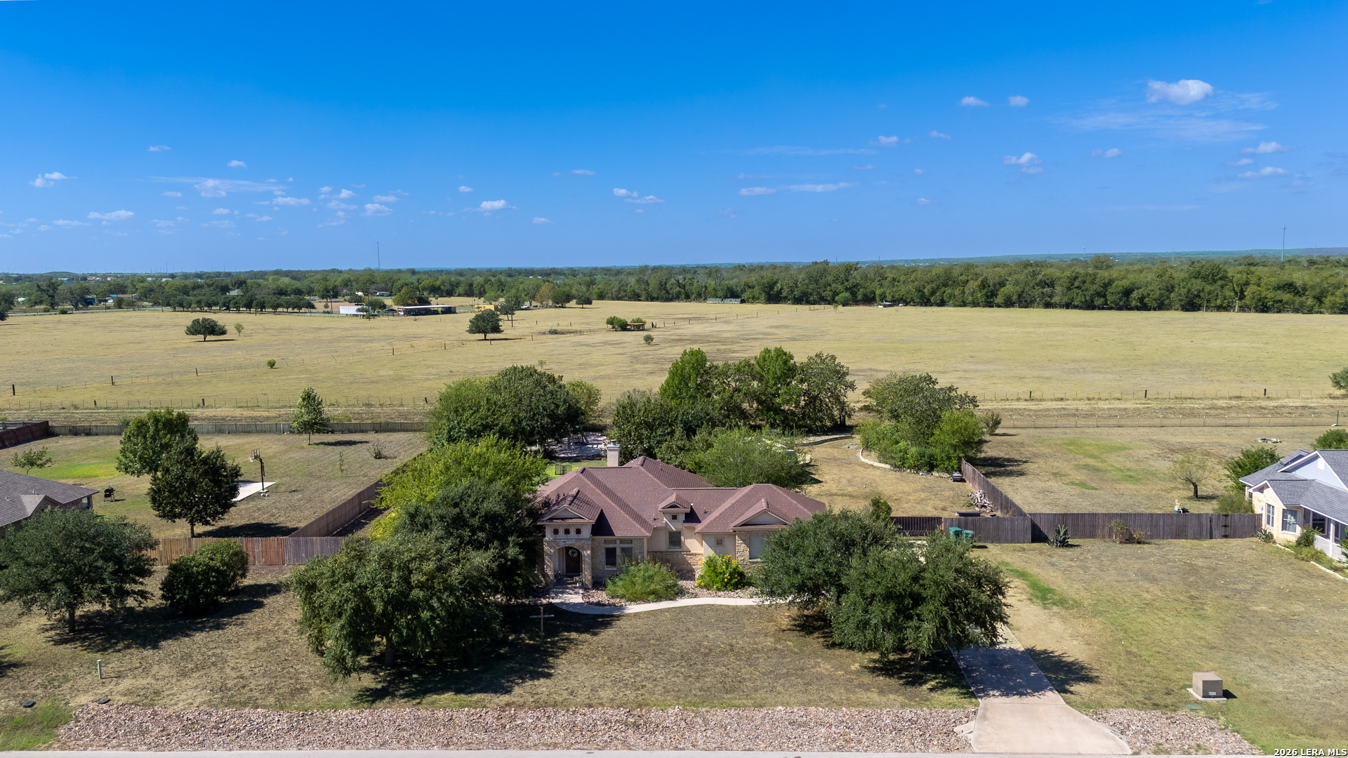 17915 Rockys Circle Lytle TX 78052