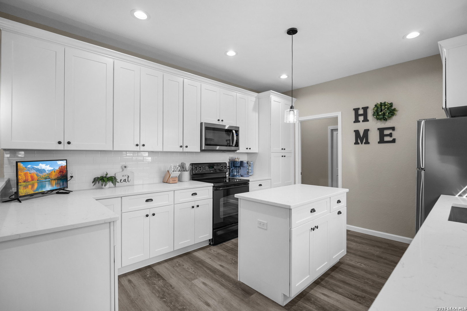 17915 Rockys Circle Lytle TX 78052