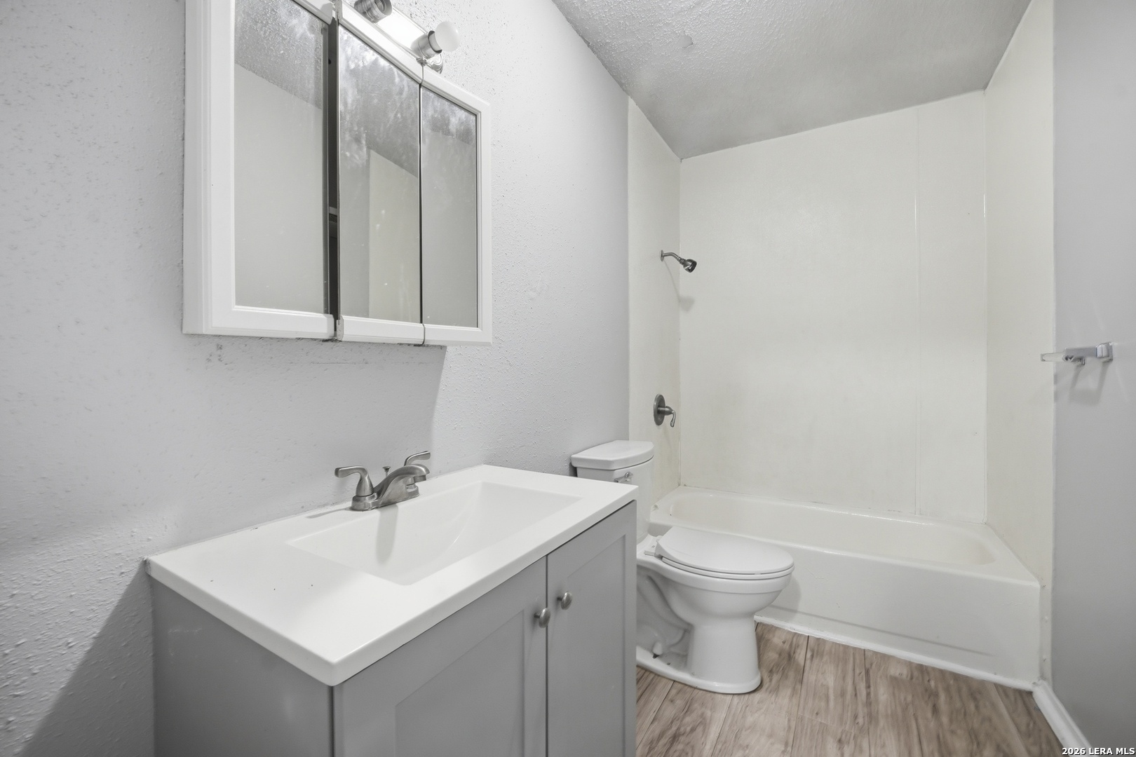 8017 Chipping San Antonio TX 78239