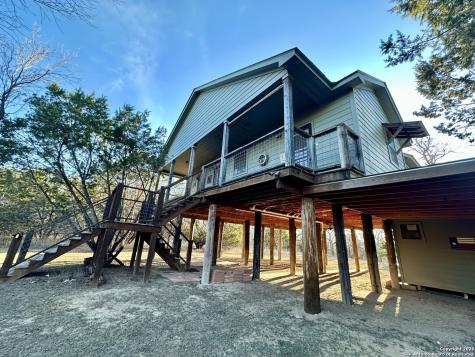 794 Rio Luna Bandera TX 78003