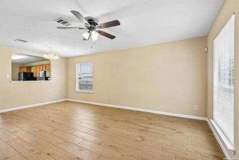 6947 Cutting Creek San Antonio TX 78244