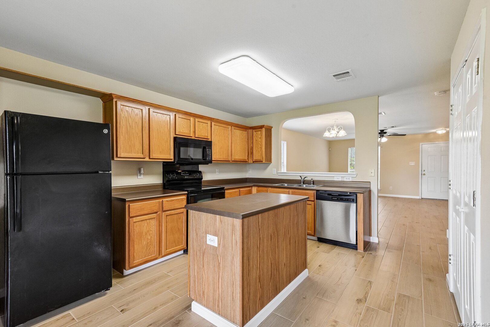 6947 Cutting Creek San Antonio TX 78244