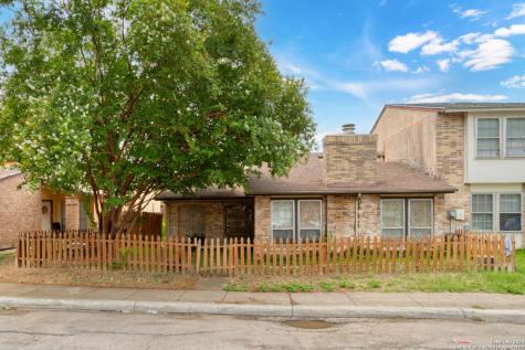 6810 Stockport San Antonio TX 78239
