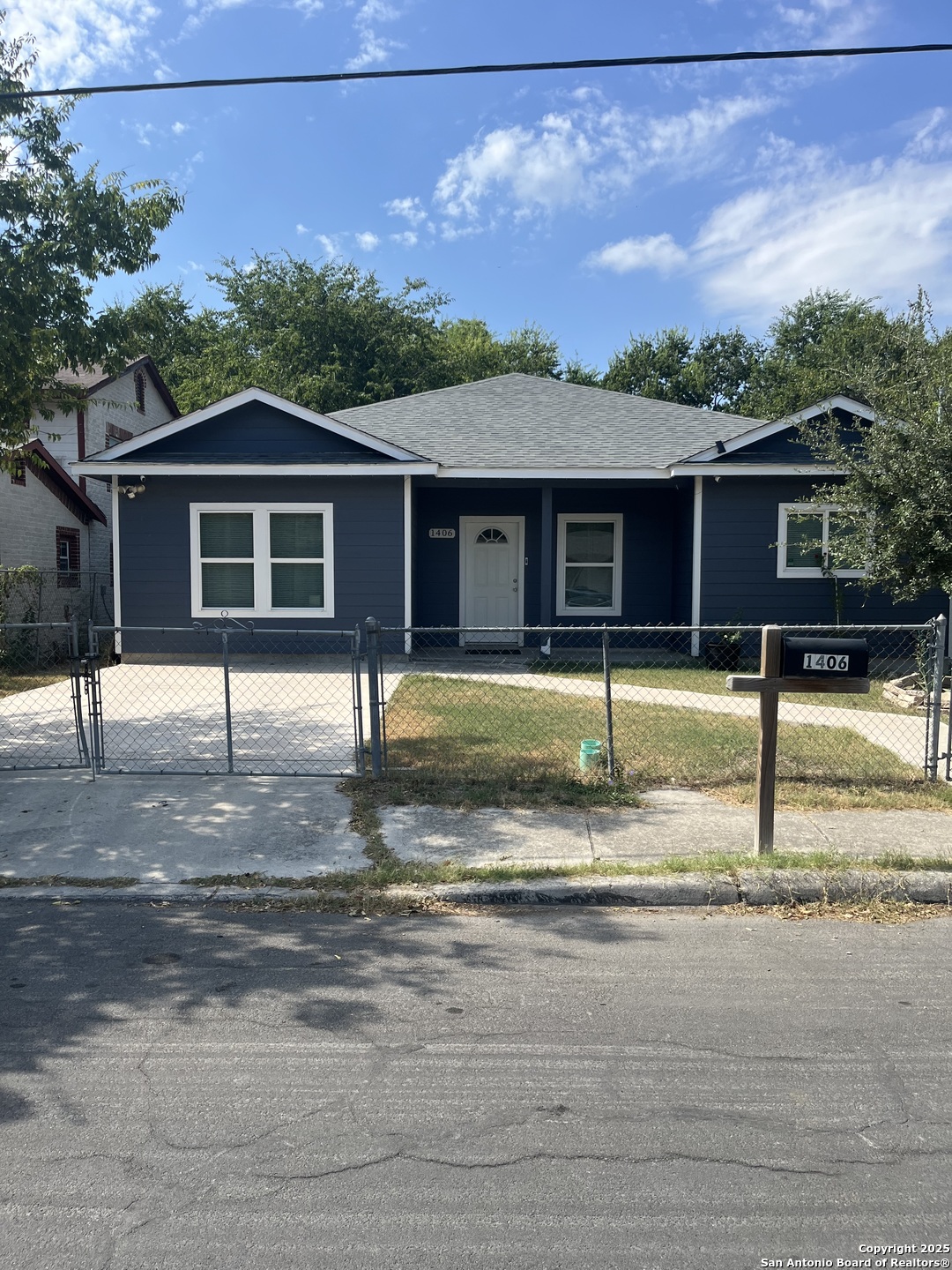 1406 Crystal San Antonio TX 78211