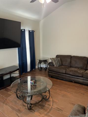 1406 Crystal San Antonio TX 78211