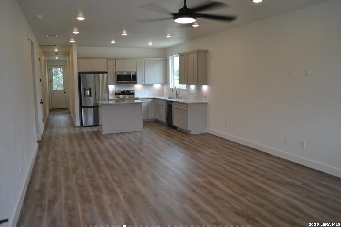 729 Canyon Bend Canyon Lake TX 78133