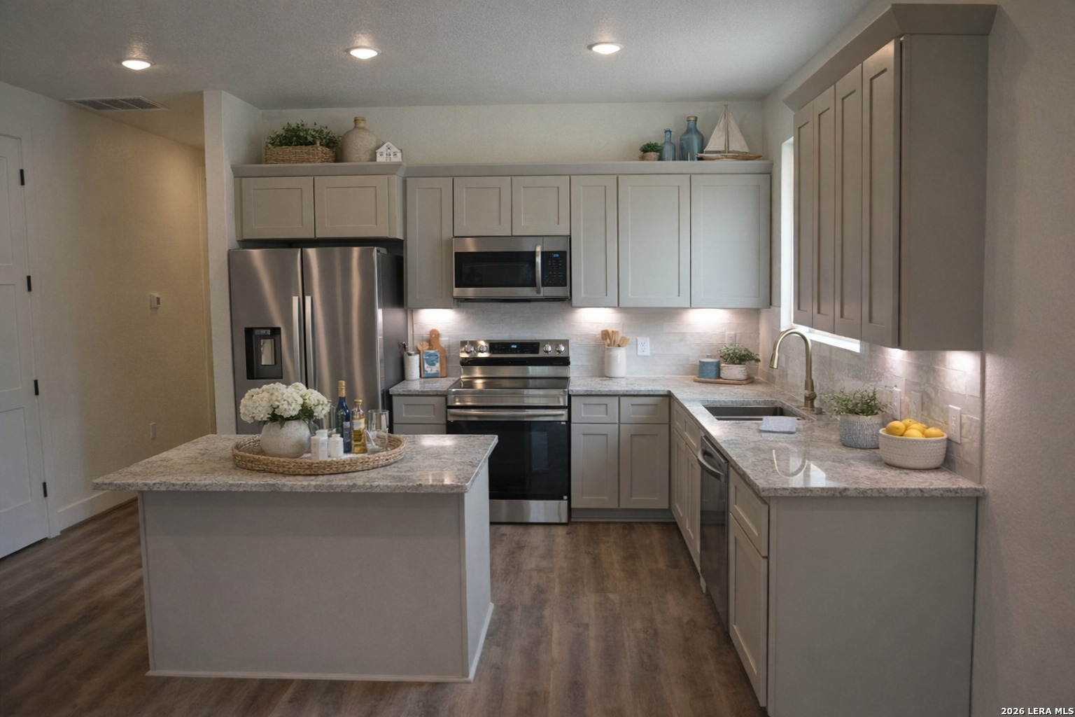 729 Canyon Bend Canyon Lake TX 78133