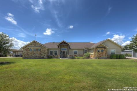 364 Abrego Lake Drive Floresville TX 78114