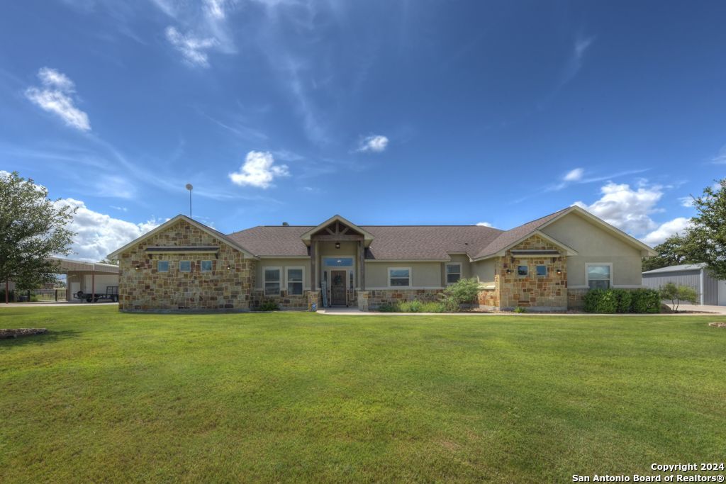 364 Abrego Lake Drive Floresville TX 78114