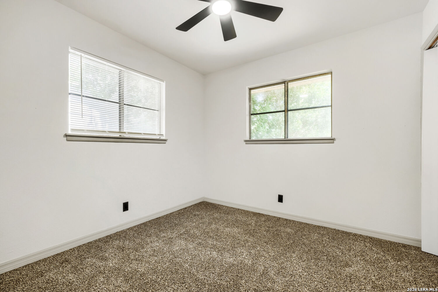 304 Avenue D Converse TX 78109