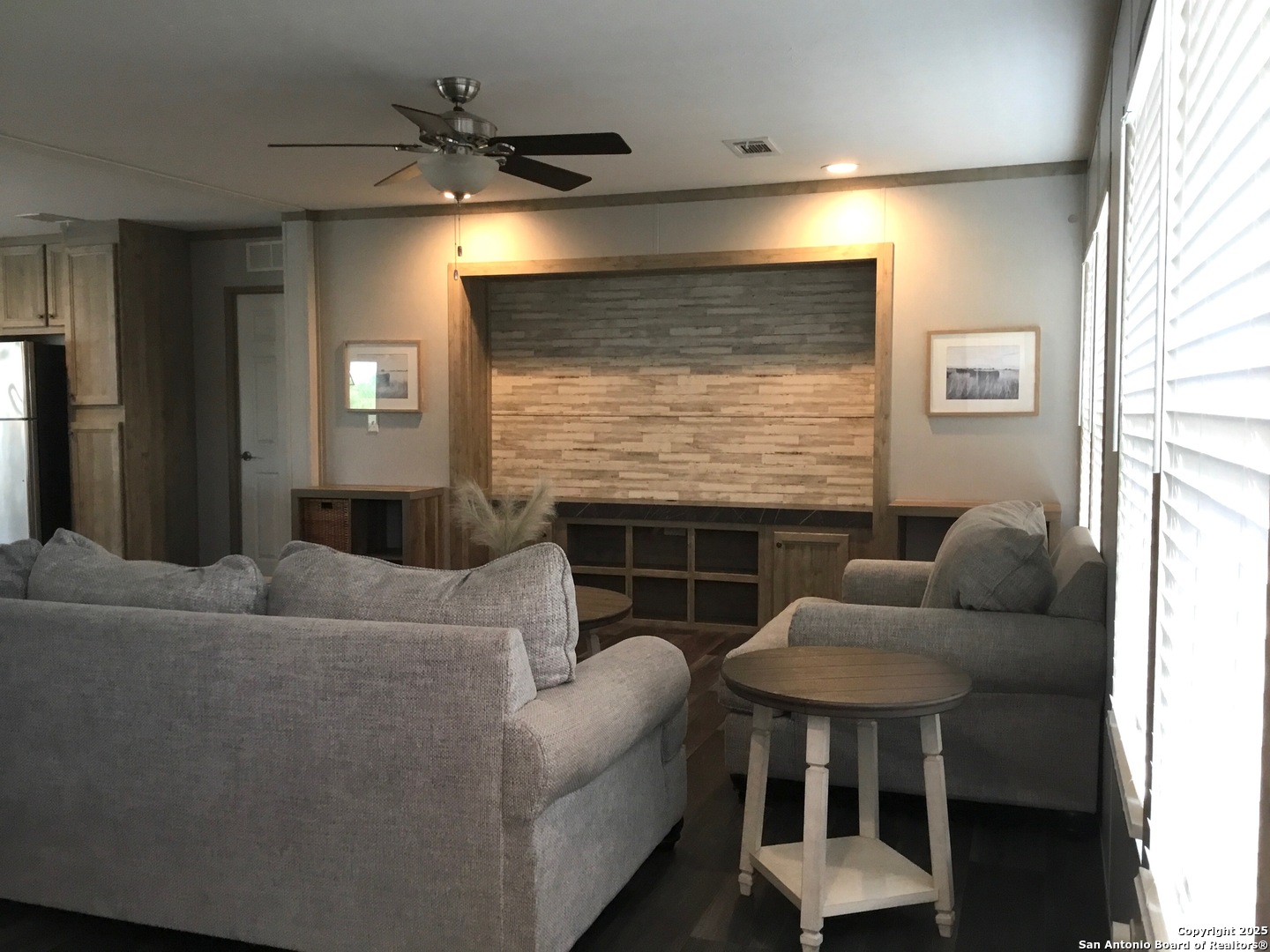 680 SE Front Avenue Sabinal TX 78881