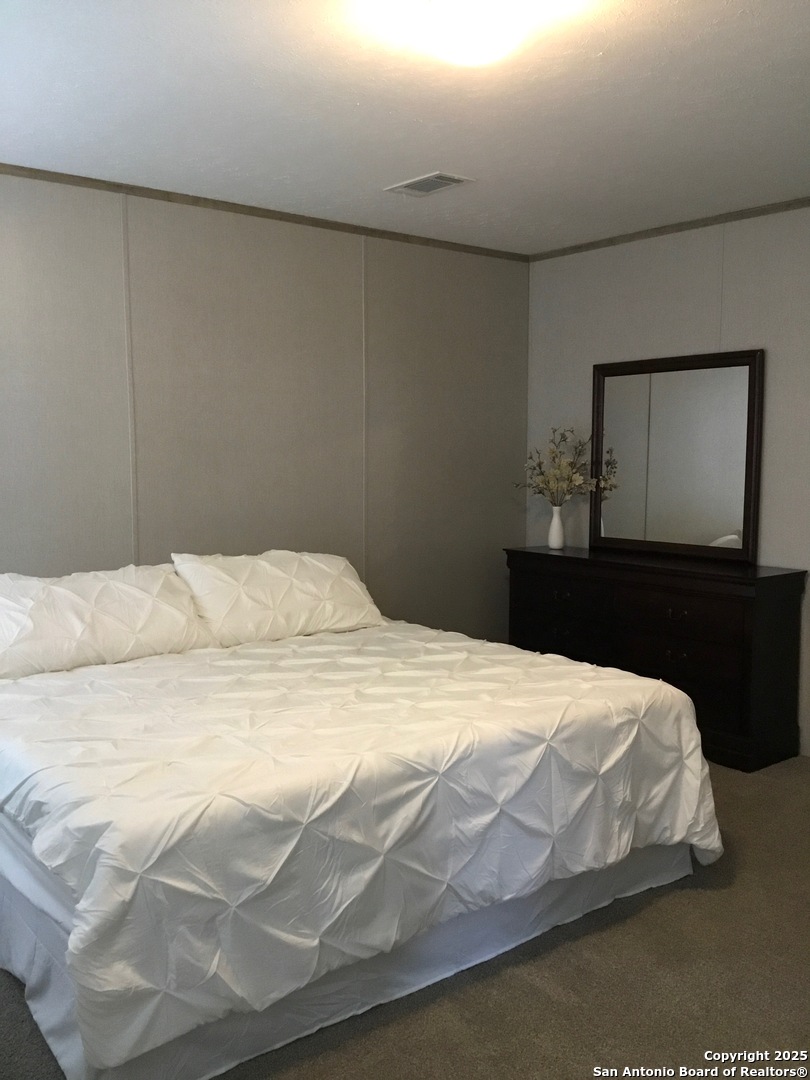 680 SE Front Avenue Sabinal TX 78881