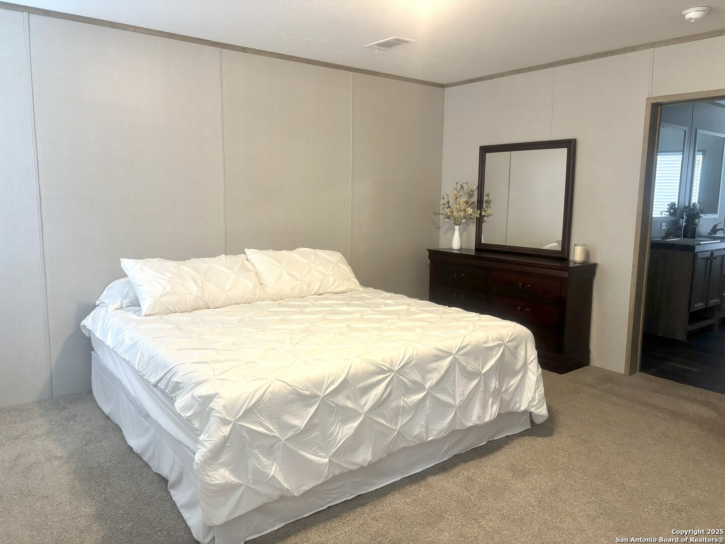 680 SE Front Avenue Sabinal TX 78881