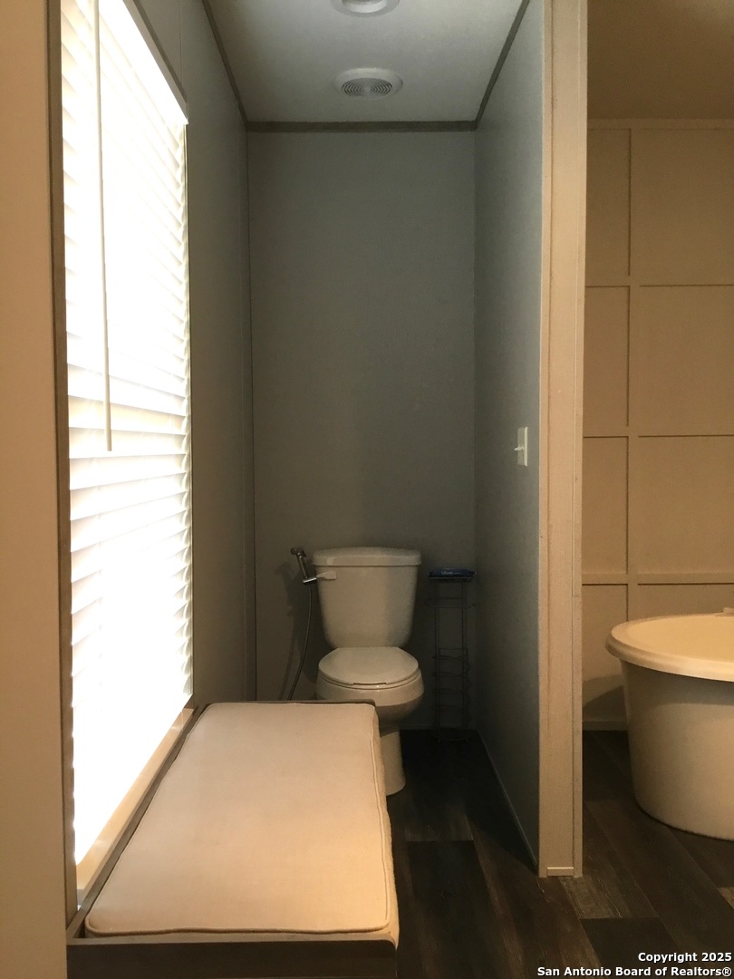 680 SE Front Avenue Sabinal TX 78881