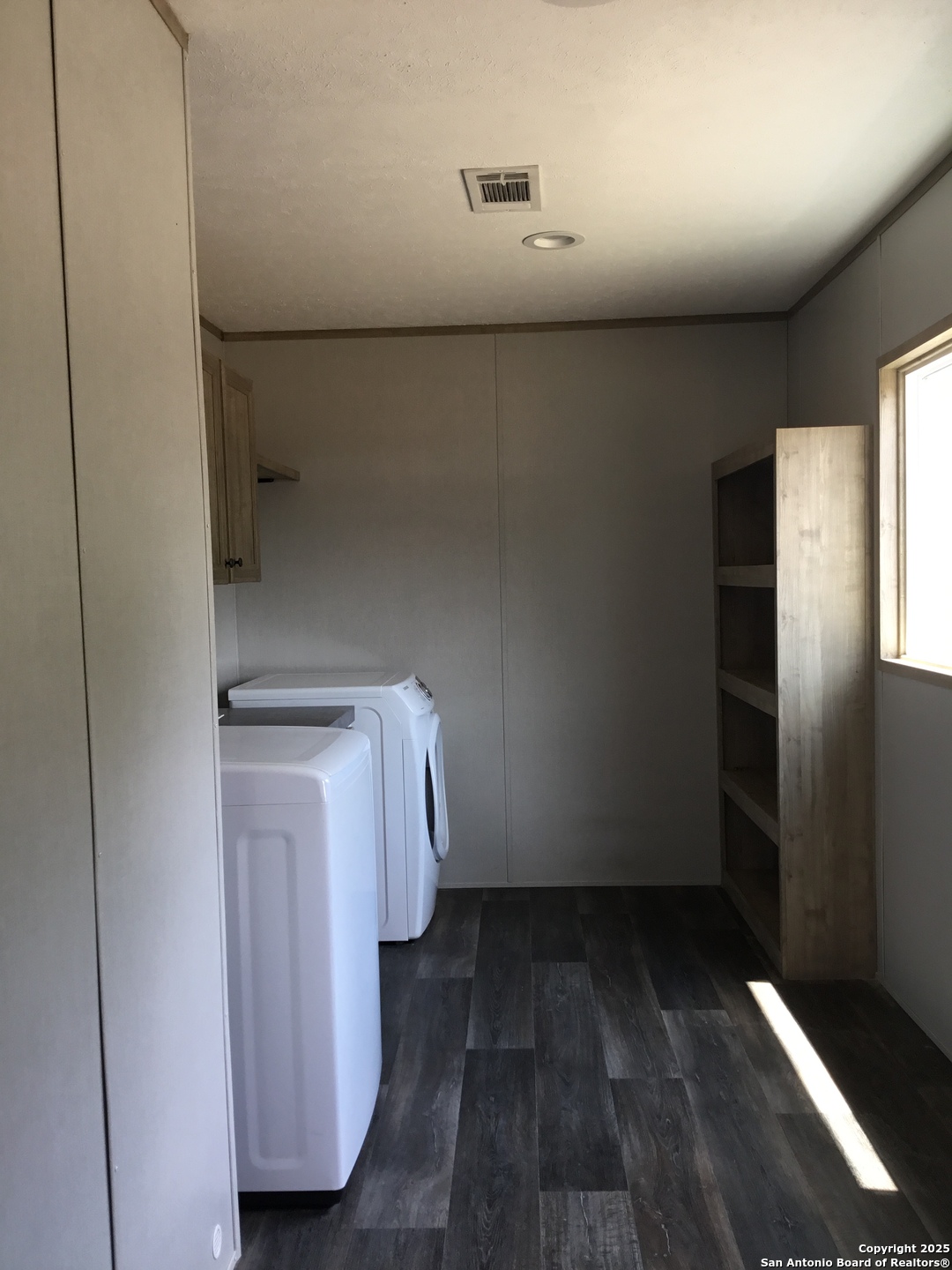 680 SE Front Avenue Sabinal TX 78881