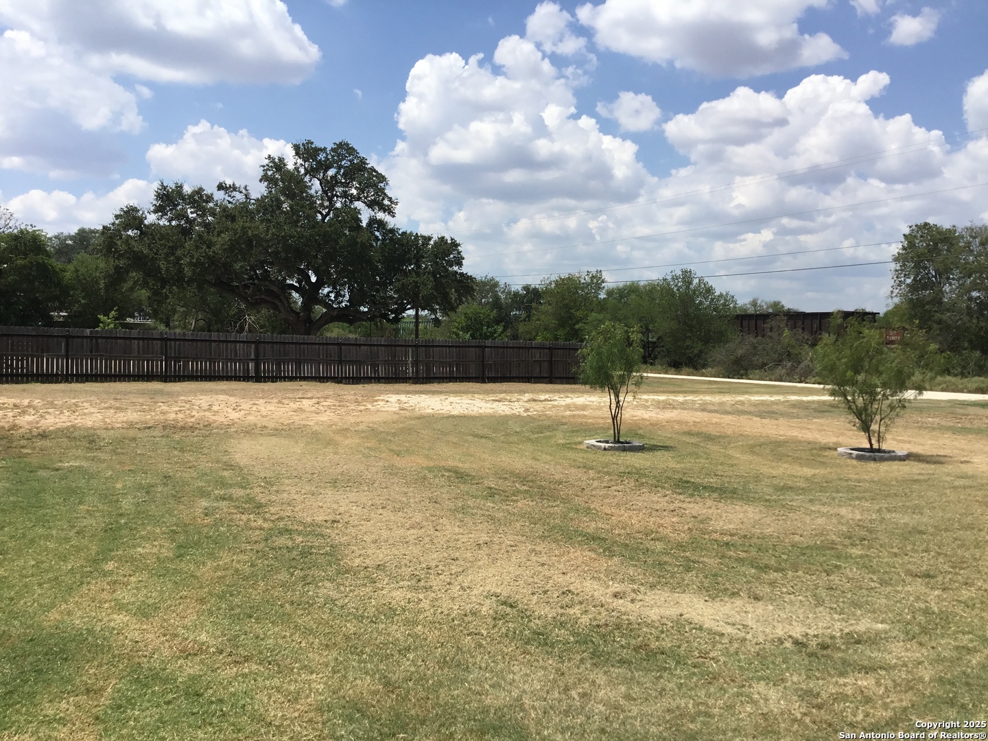 680 SE Front Avenue Sabinal TX 78881