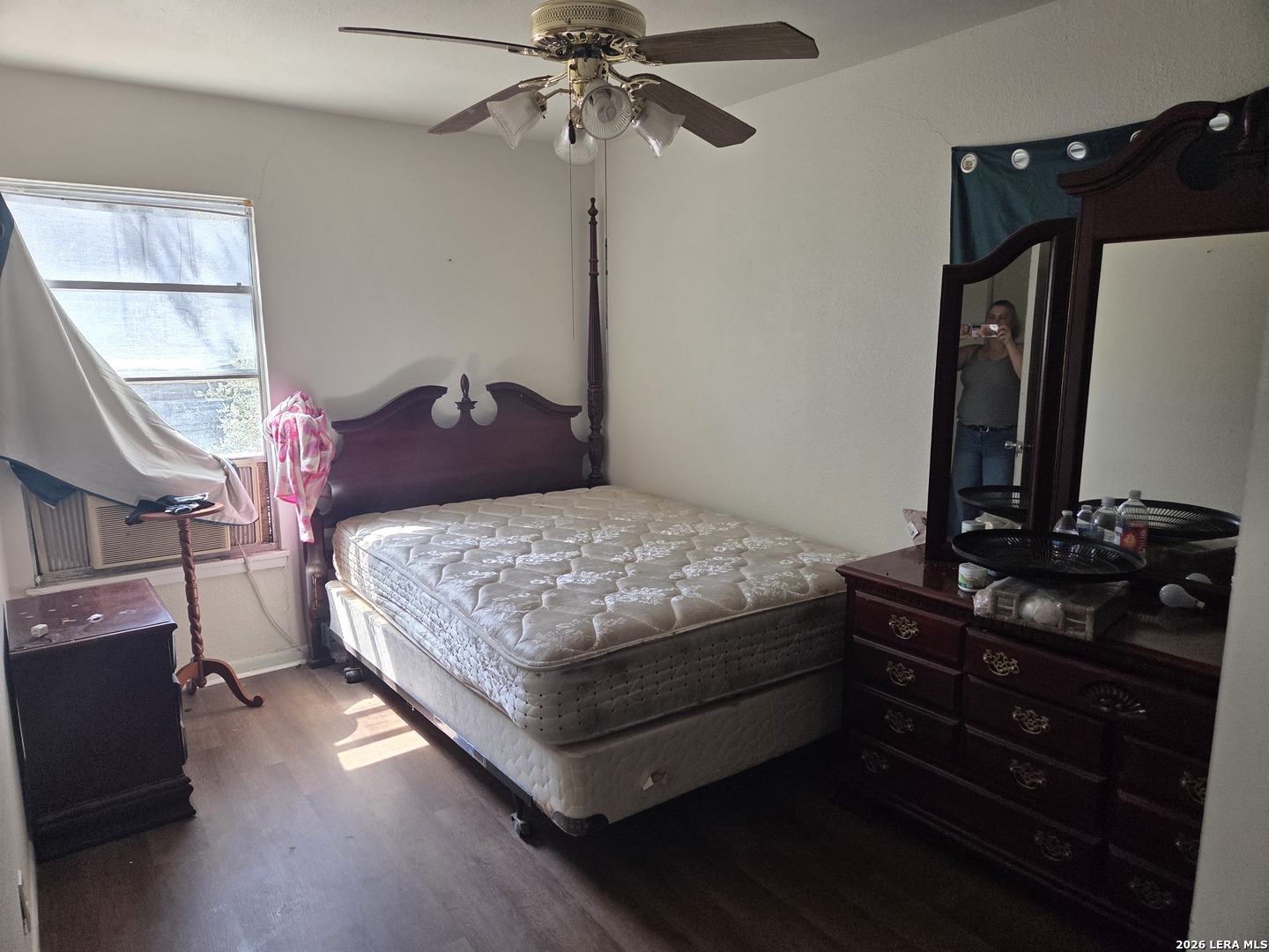 607 Hickory Highway Devine TX 78016