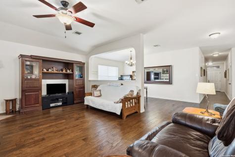 25622 Sophora San Antonio TX 78261
