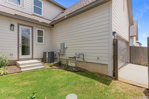 10027 University Way San Antonio TX 78224