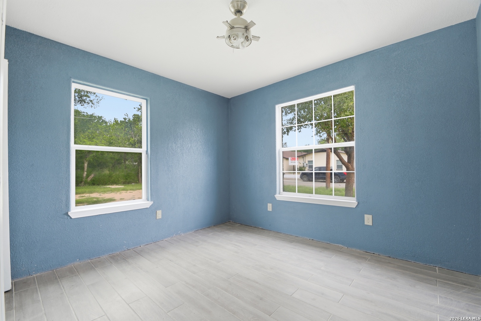 939 W Harding Boulevard San Antonio TX 78221