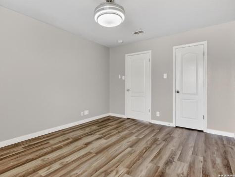 3426 Crimson Stable San Antonio TX 78247