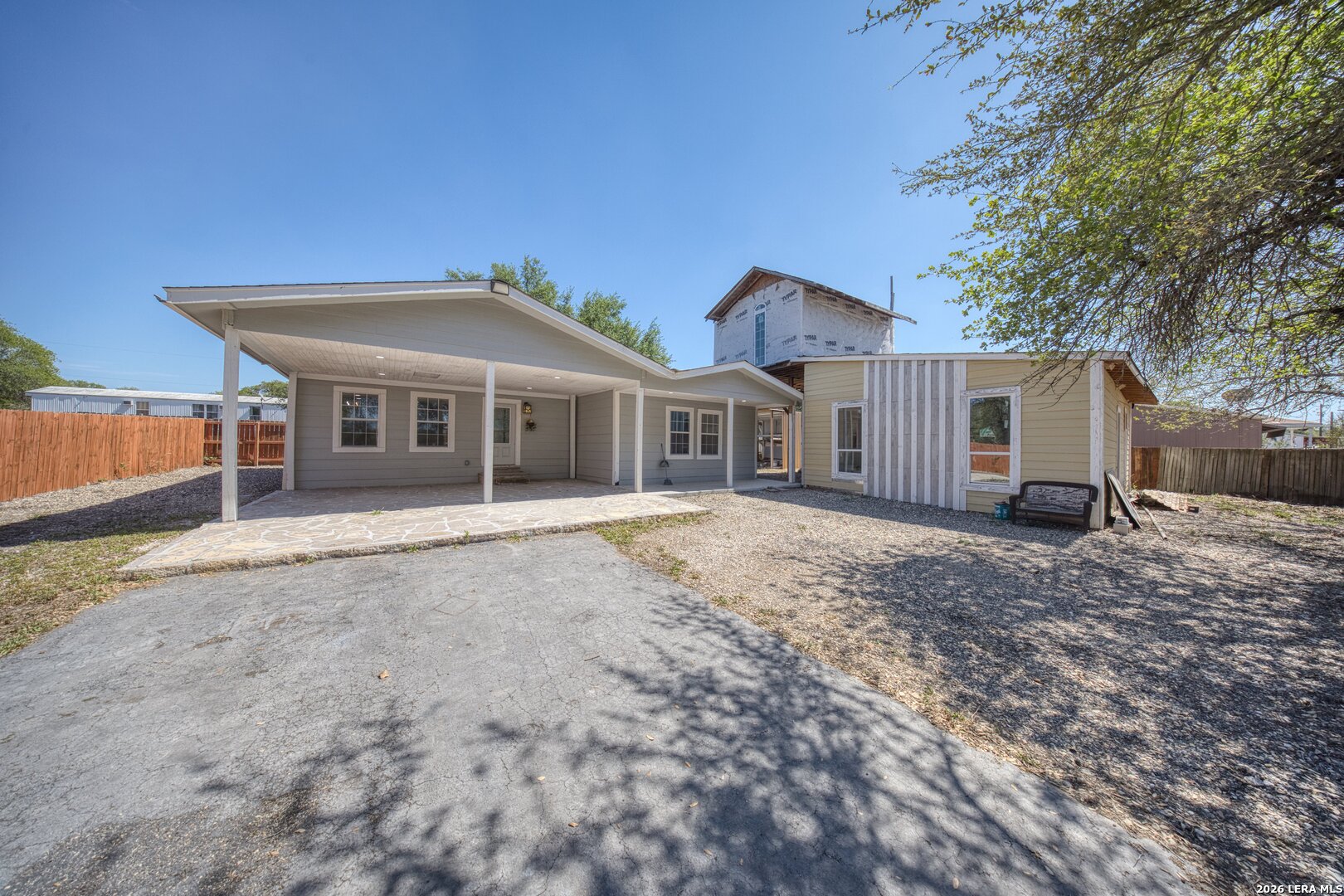 22818 Hickory Shadow Elmendorf TX 78112