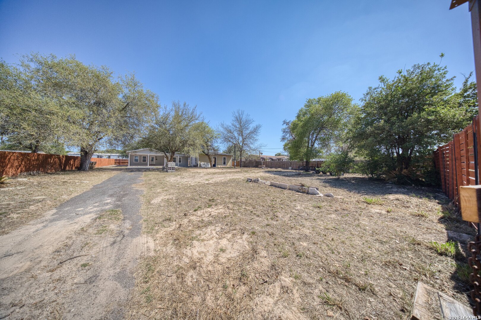 22818 Hickory Shadow Elmendorf TX 78112