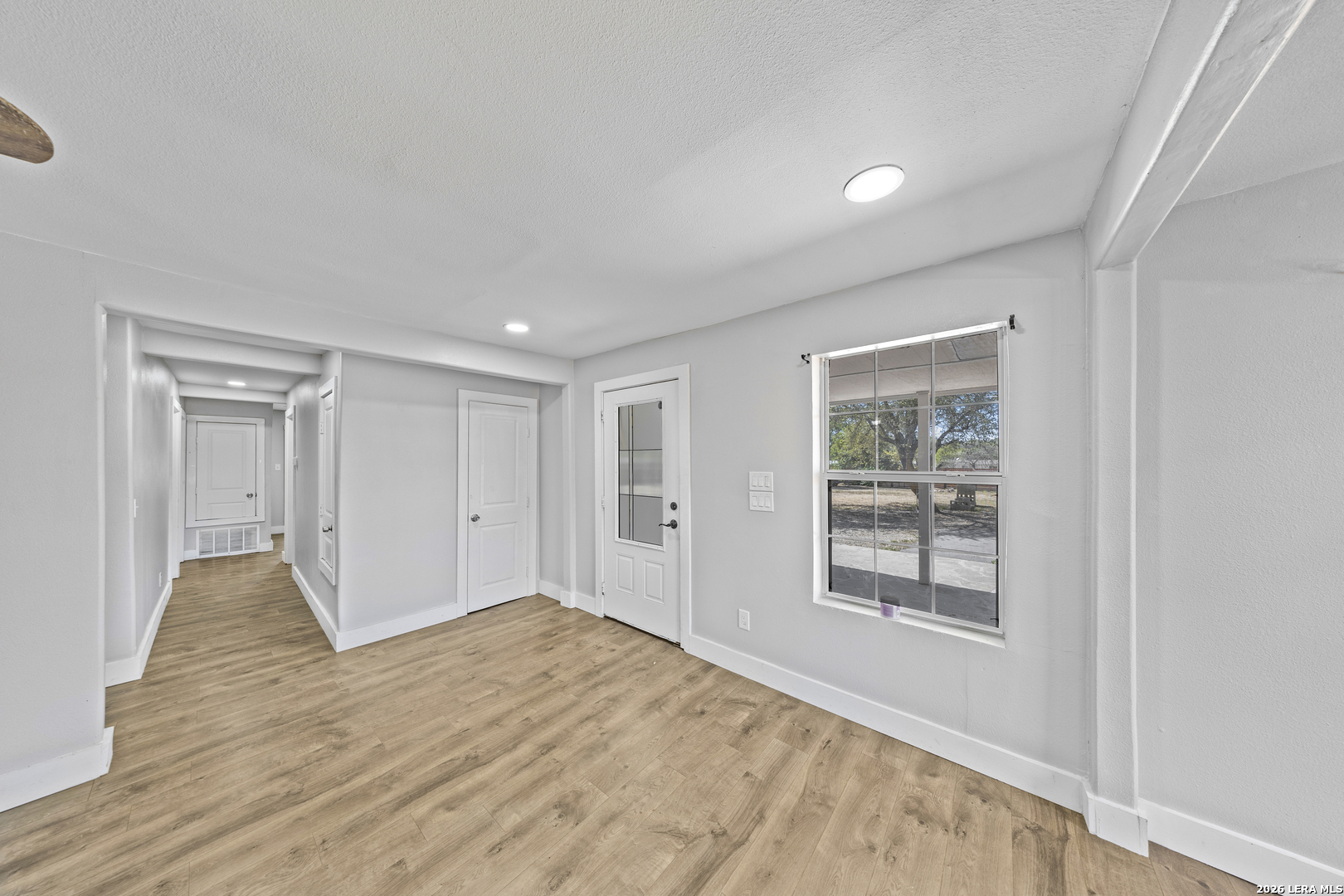 22818 Hickory Shadow Elmendorf TX 78112
