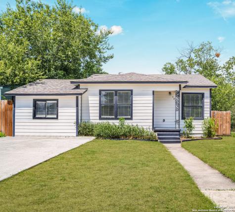 1047 Poinsettia San Antonio TX 78202