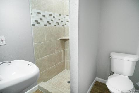 1047 Poinsettia San Antonio TX 78202