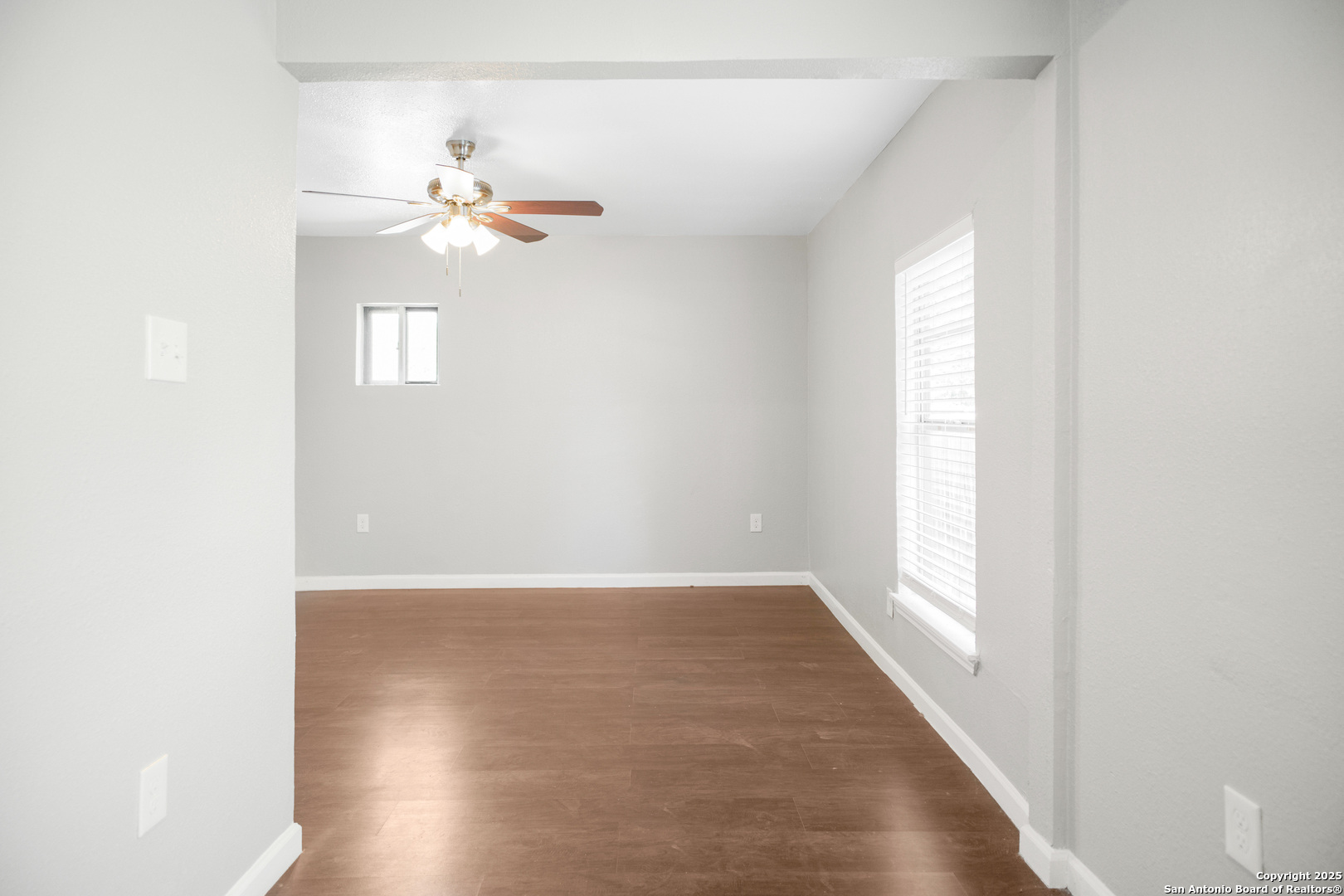 1047 Poinsettia San Antonio TX 78202