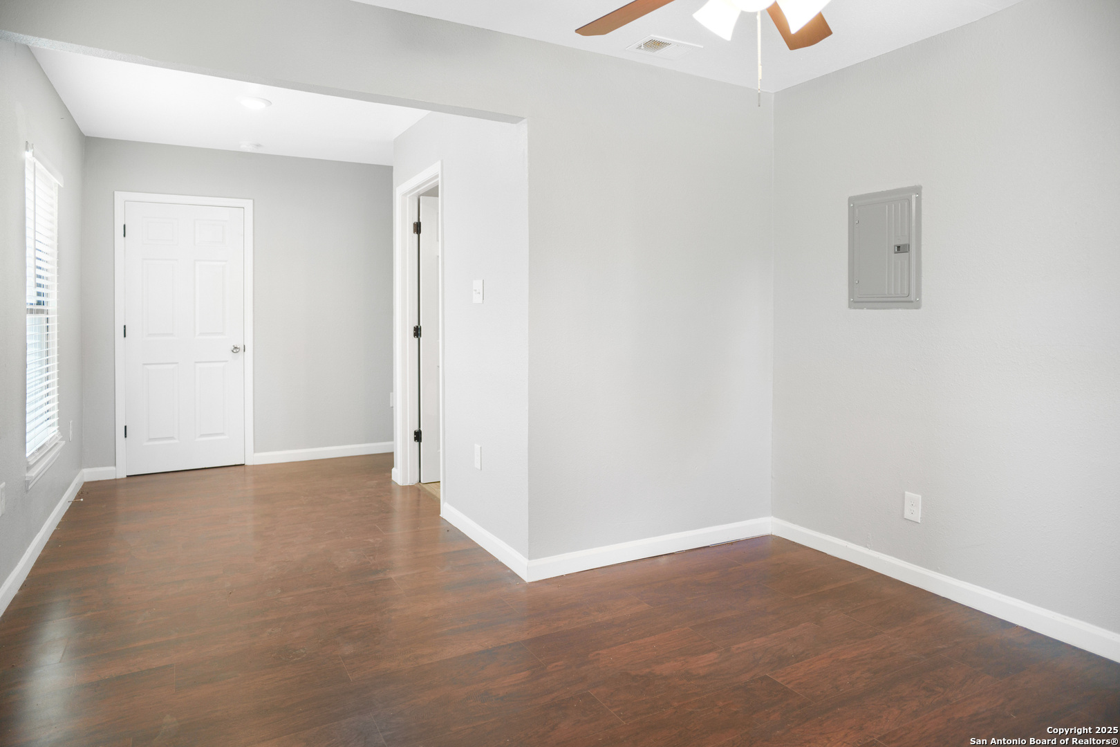 1047 Poinsettia San Antonio TX 78202