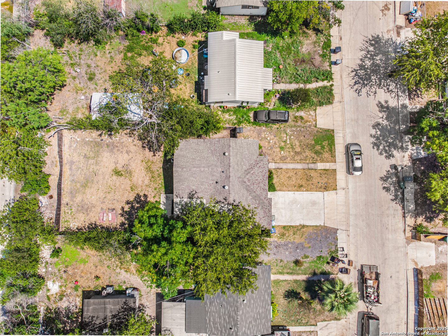1047 Poinsettia San Antonio TX 78202