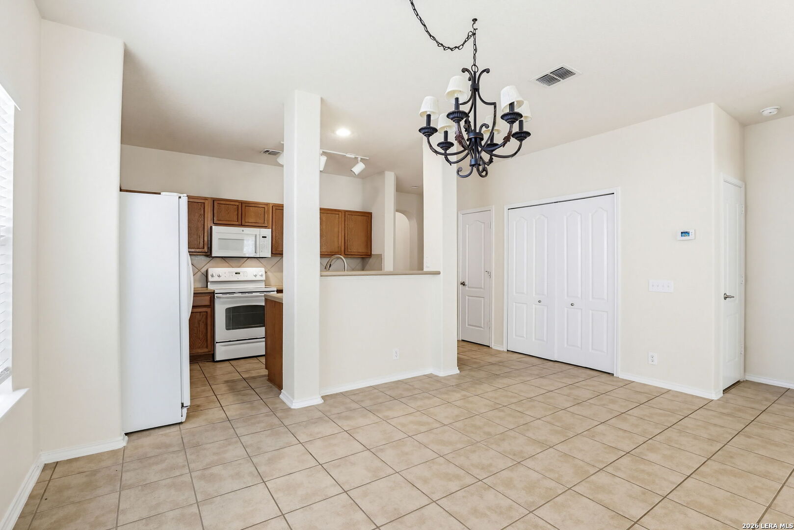 6038 Pecan Tree San Antonio TX 78240