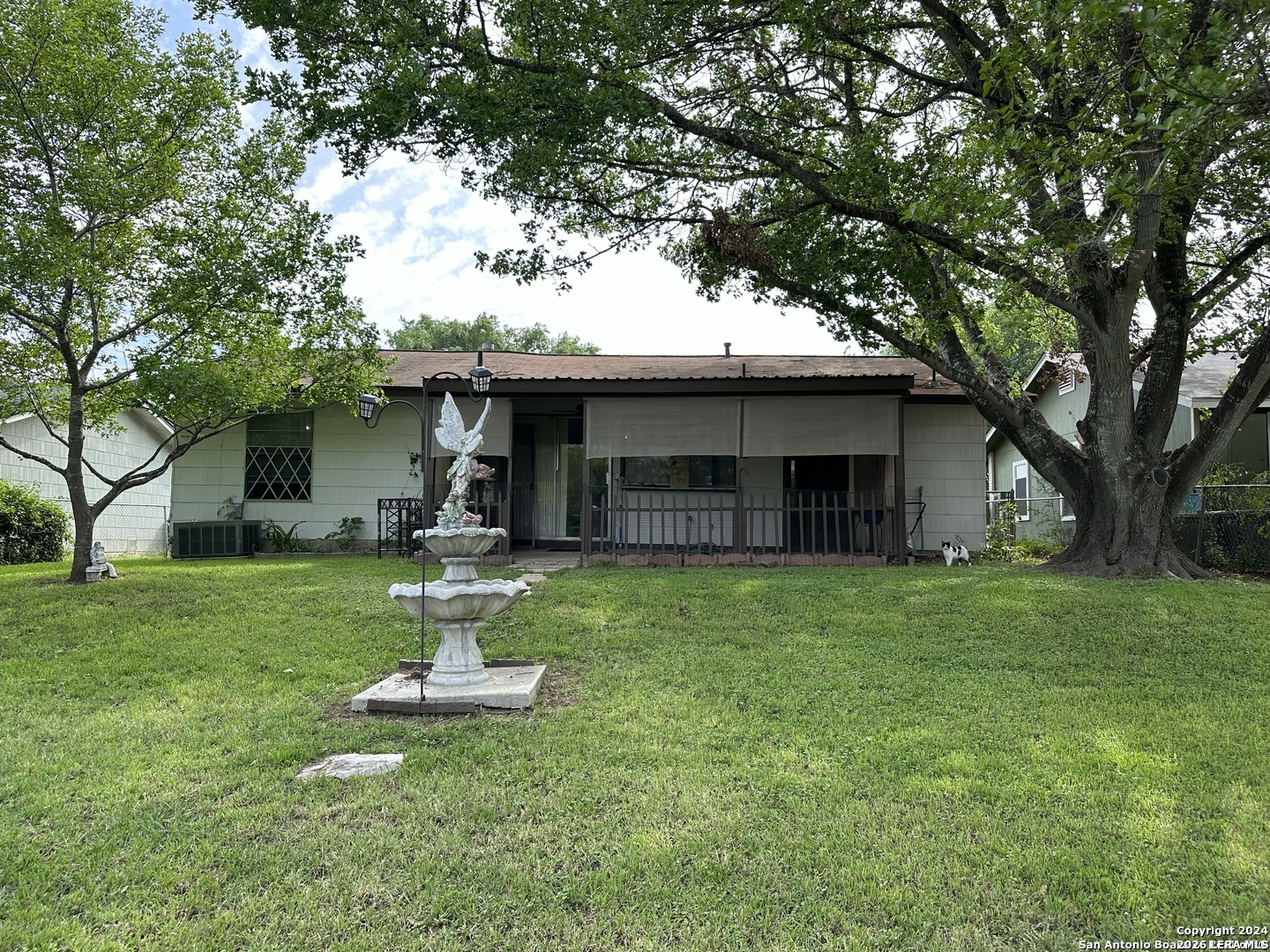 5911 Stoney Creek Drive San Antonio TX 78242