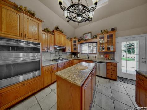 3010 E Fm 1518 South St Hedwig TX 78152