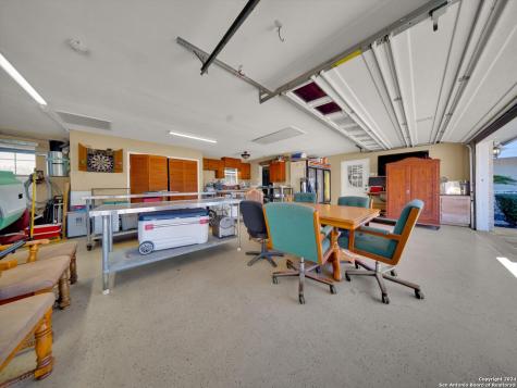 3010 E Fm 1518 South St Hedwig TX 78152