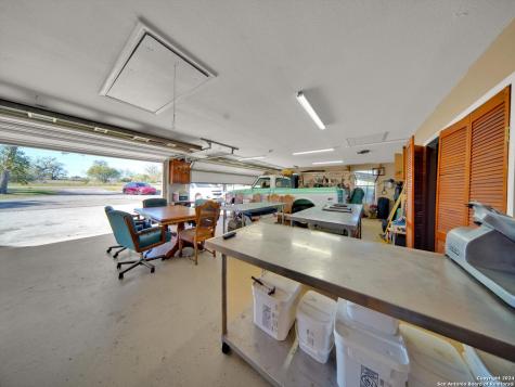 3010 E Fm 1518 South St Hedwig TX 78152