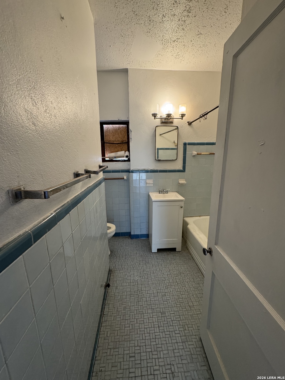 560 W Lynwood San Antonio TX 78212