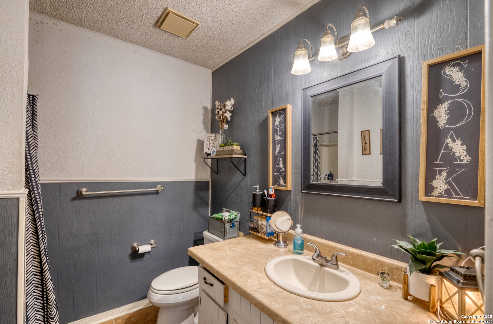 36 Pecan Drive Leakey TX 78873