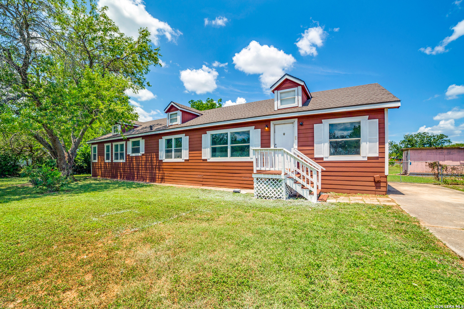 16527 County Road 283 San Antonio TX 78253